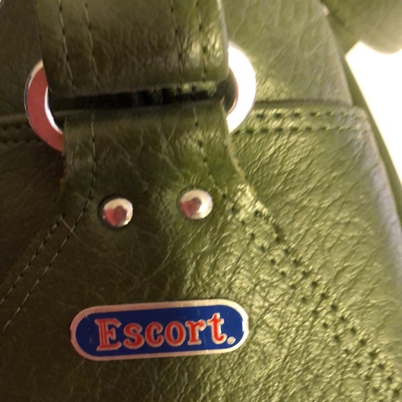 Olive Green Leather Shoulder Bag - Picture 7 of 9